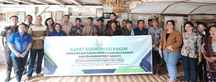 TIM PAKEM TOBA ADAKAN KUNJUNGAN KE KELOMPOK PENGHAYAT KEPERCAYAAN TUHAN YANG MAHA ESA DI DESA MERANTI TIMUR