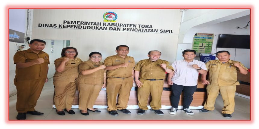 KABID PIAK PROVSU MENGADAKAN KUNJUNGAN KERJA KE DISDUKCAPIL TOBA