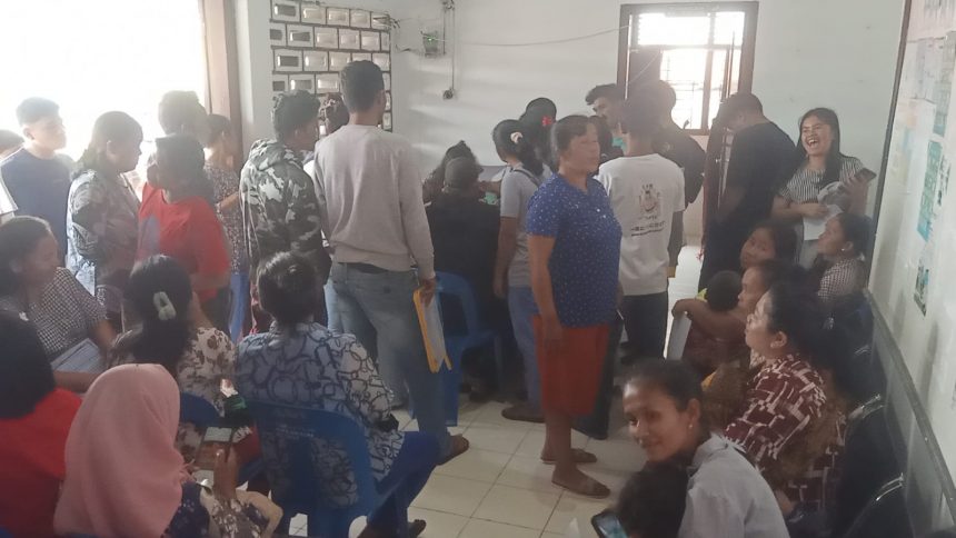 JEMPUT BOLA LAYANAN ADMINDUK DI LUMBAN JULU RAMAI DIKUNJUNGI MASYARAKAT