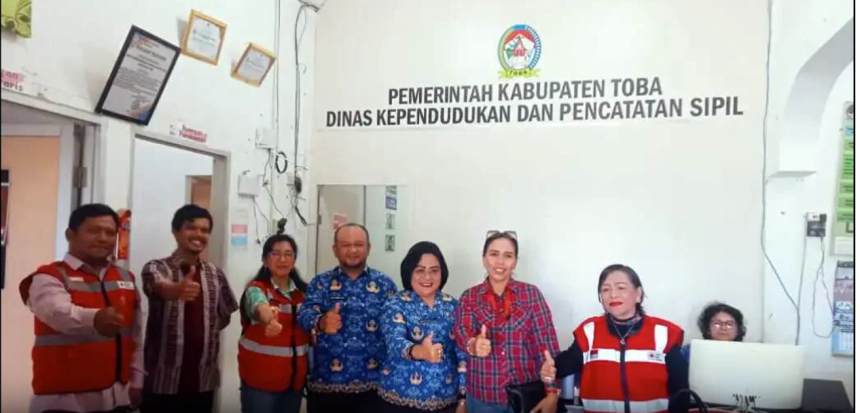 Disdukcapil Toba Dukung Aksi Donor Darah PMI, Wujud Nyata Kepedulian dan Solidaritas Kemanusiaan Disdukcapil Toba Dukung Aksi Donor Darah PMI, Wujud Nyata Kepedulian dan Solidaritas Kemanusiaan